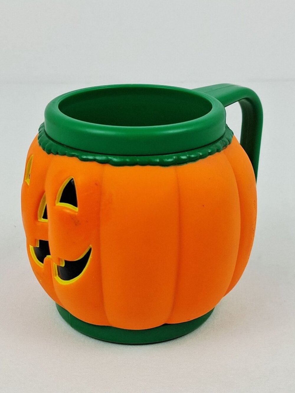 Applause Jack-O-Lantern Kids Mug Orange & Green Plastic Design 3.25" - Picture 4 of 6